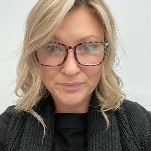 Meet your Posher, Lynn